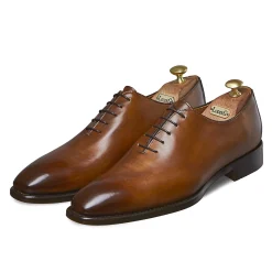 Shop LodinG Richelieu One-Cut Napoli 385 Cognac